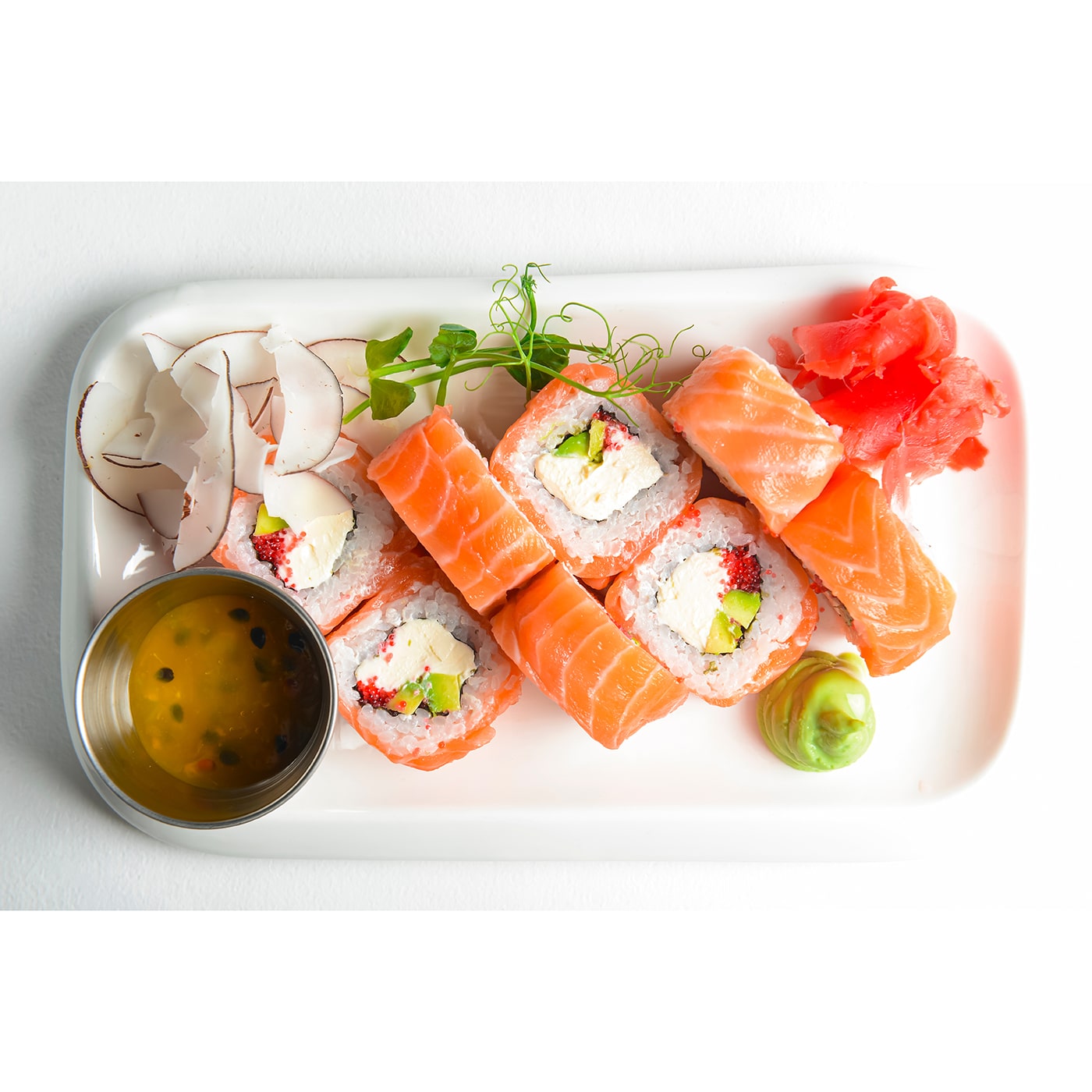Chụp ảnh sản phẩm đồ ăn Sushi